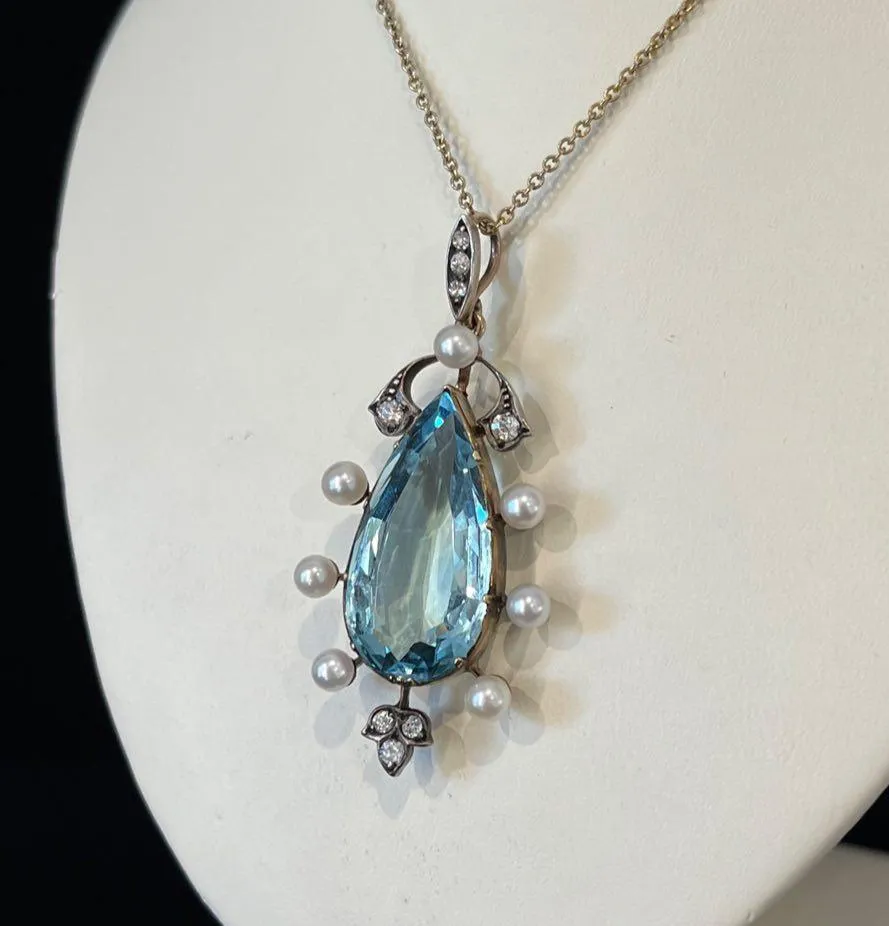 Art Nouveau Pear Shape 9.50ct Aquamarine Diamond Pendant