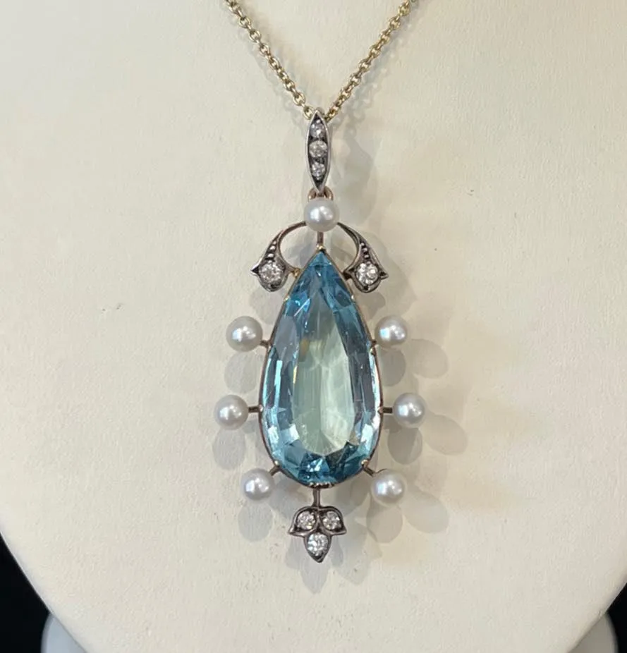 Art Nouveau Pear Shape 9.50ct Aquamarine Diamond Pendant