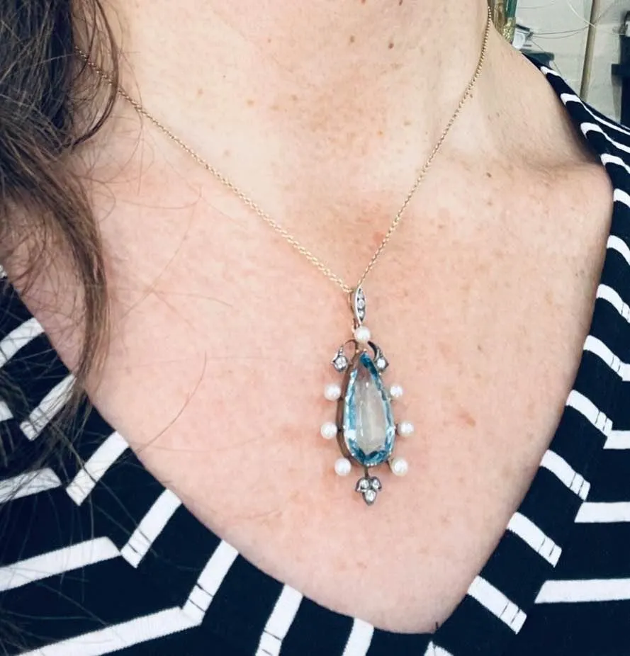Art Nouveau Pear Shape 9.50ct Aquamarine Diamond Pendant