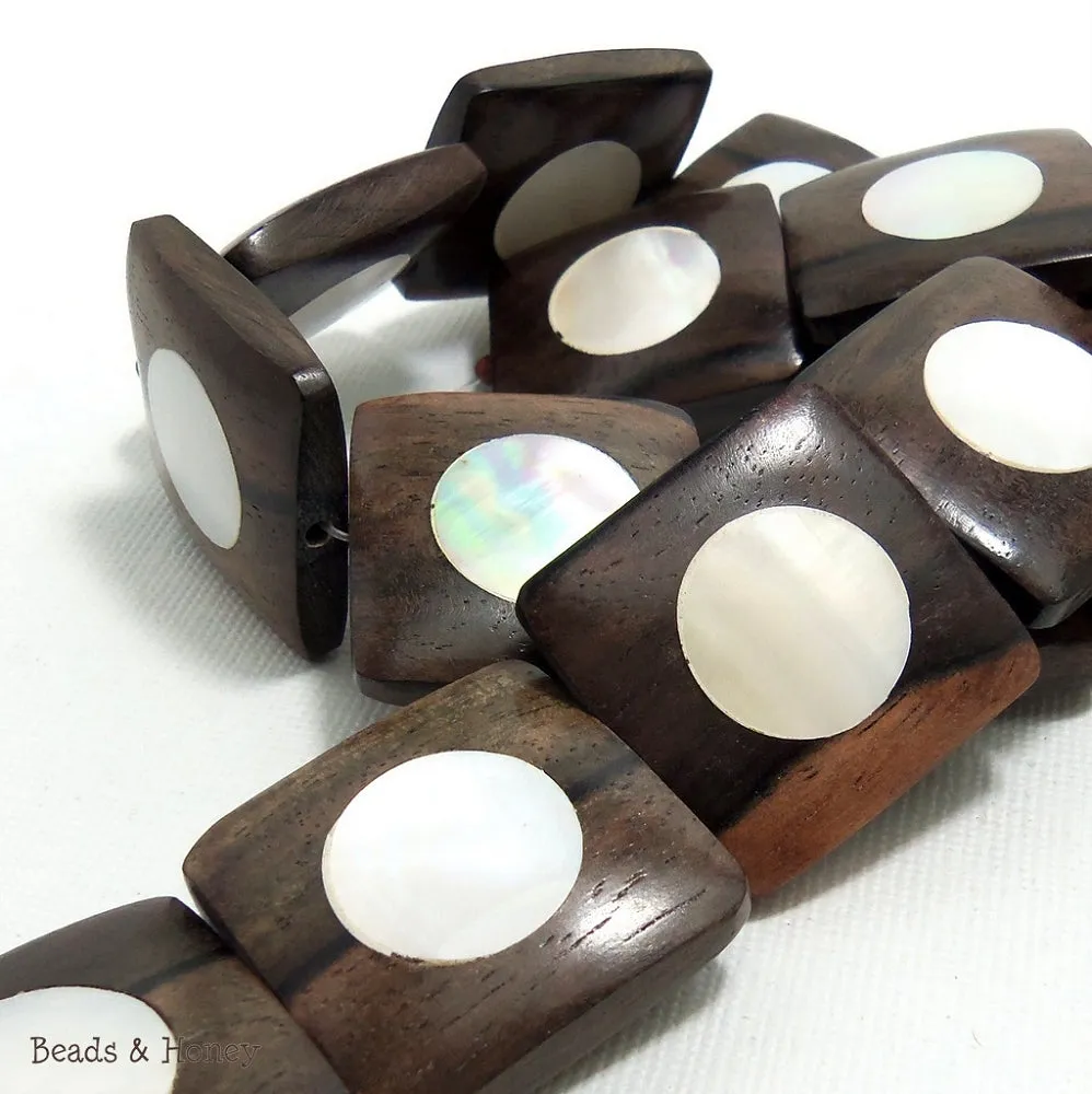 Ebony Wood with White Makabibi Shell Square 25x23mm (8pcs)