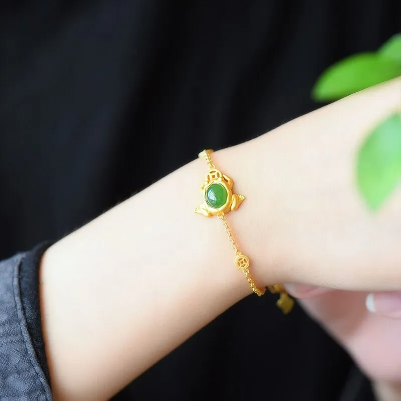 Inspiration and creativity natural Hetian jade inlaid golden toad frog bracelet