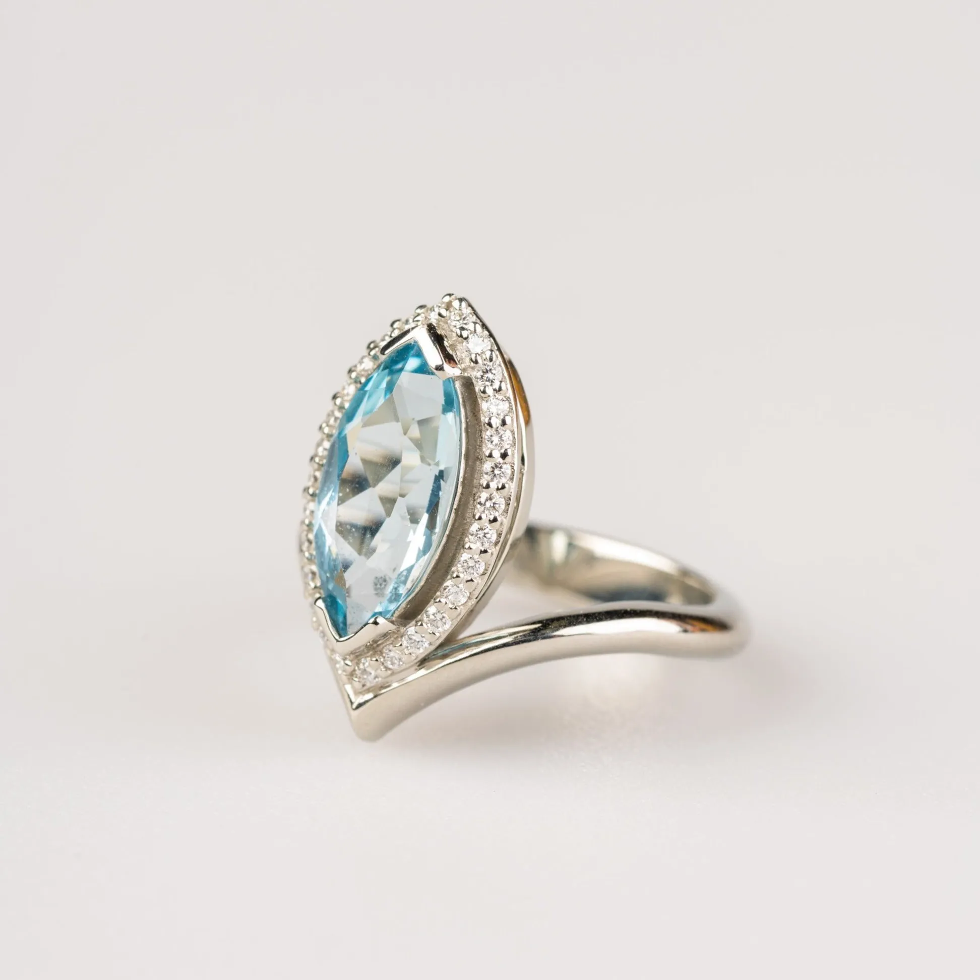 Marquise Aquamarine Ring