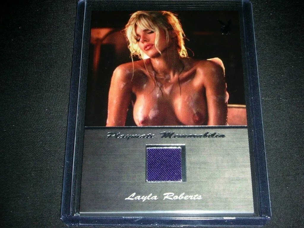 Playboy Centerfold Update 2 Layla Roberts Platinum Foil Memorabilia Card